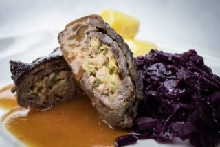 Rinderroulade mit Rotkohl scaled