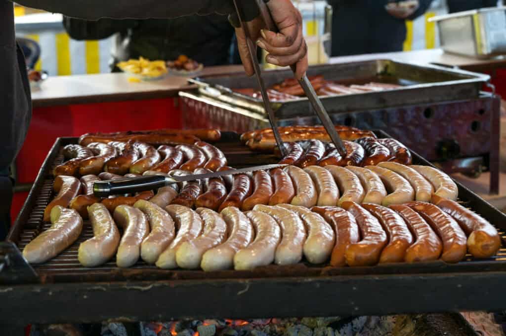 Traditionelle Roster auf einem Volksfest