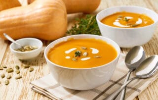 Kürbiscremesuppe mit Kürbis